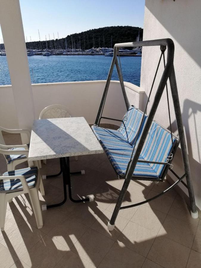 Apartments Marija - By The Sea Rogoznica  Exterior photo