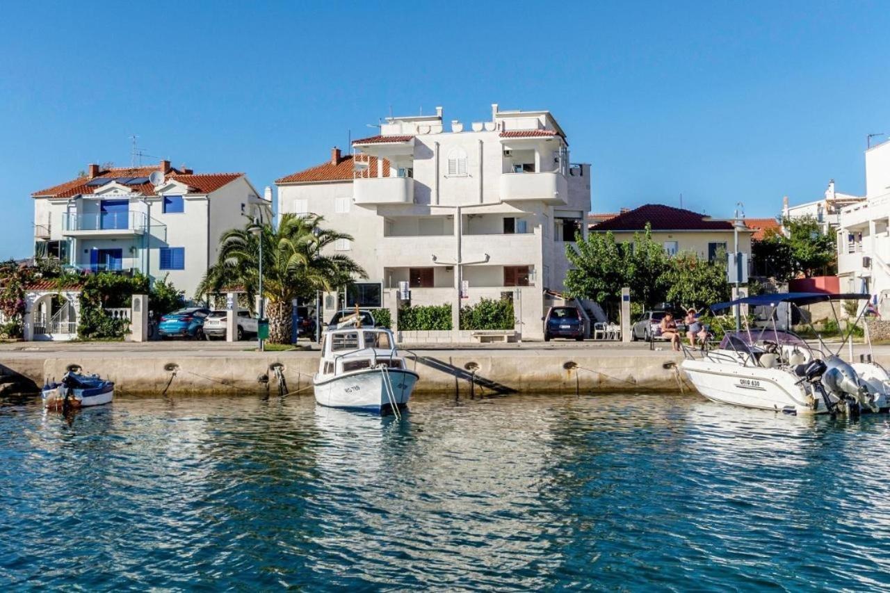 Apartments Marija - By The Sea Rogoznica  Exterior photo